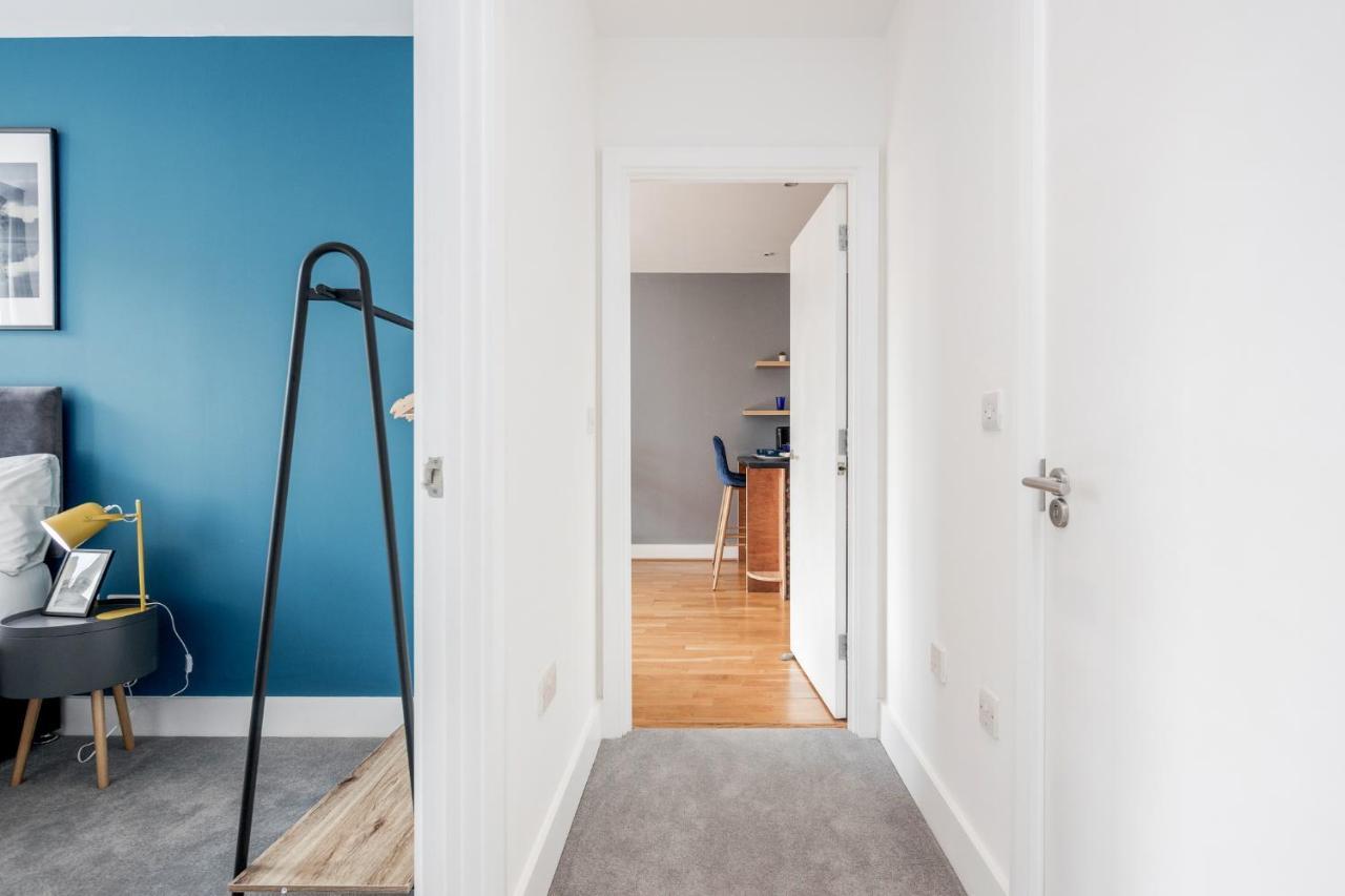 Cloud9Sa At The Charles Chertsey Apartment Ruang foto