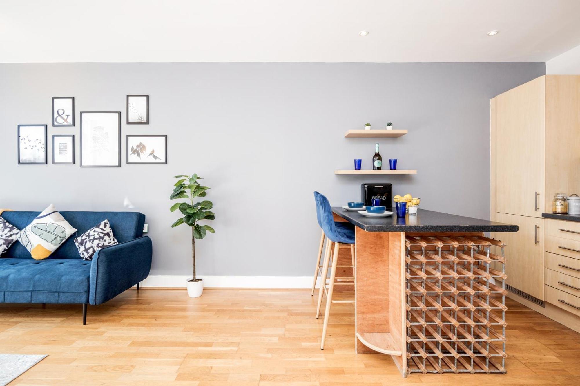 Cloud9Sa At The Charles Chertsey Apartment Ruang foto