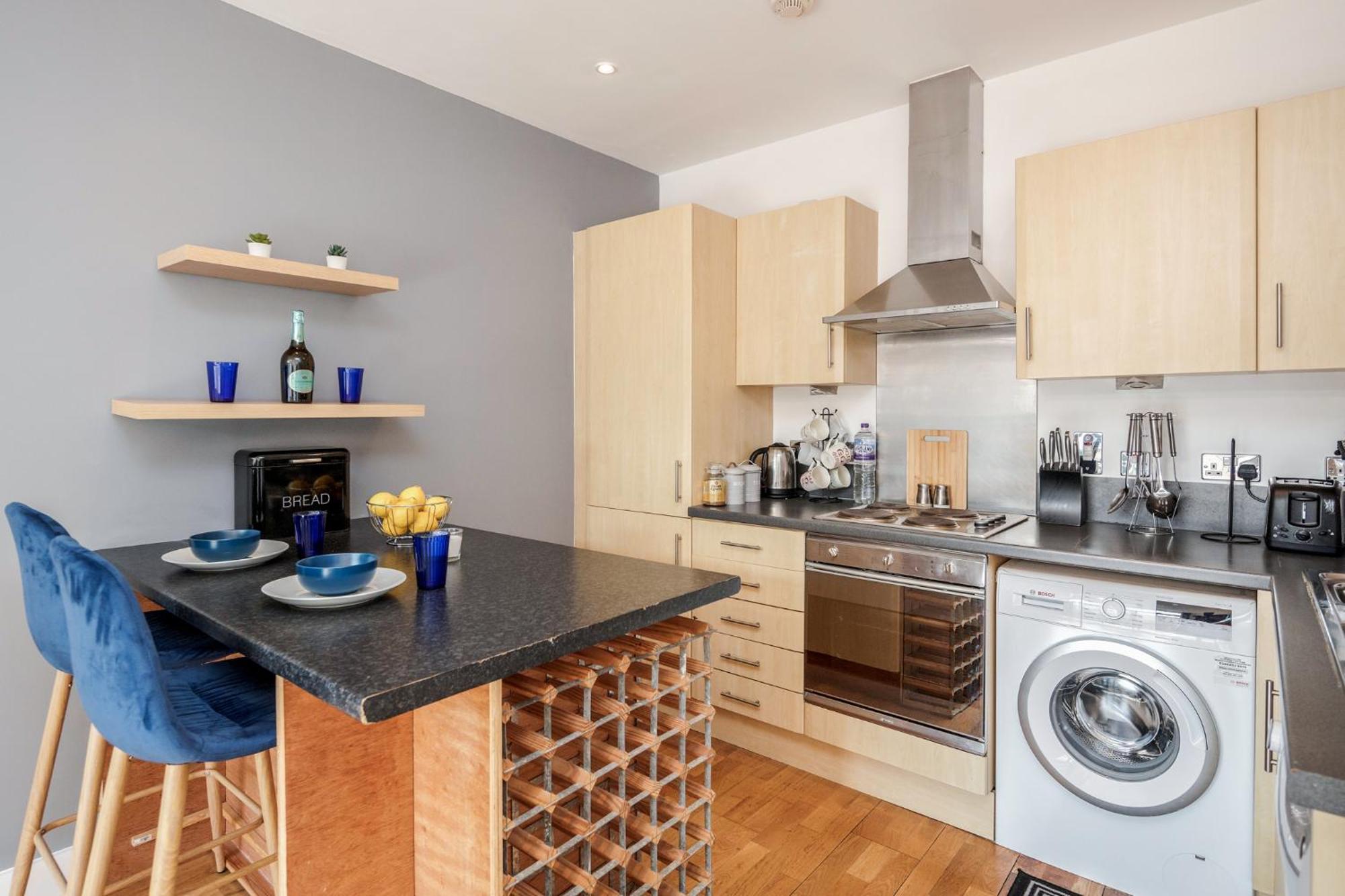 Cloud9Sa At The Charles Chertsey Apartment Ruang foto